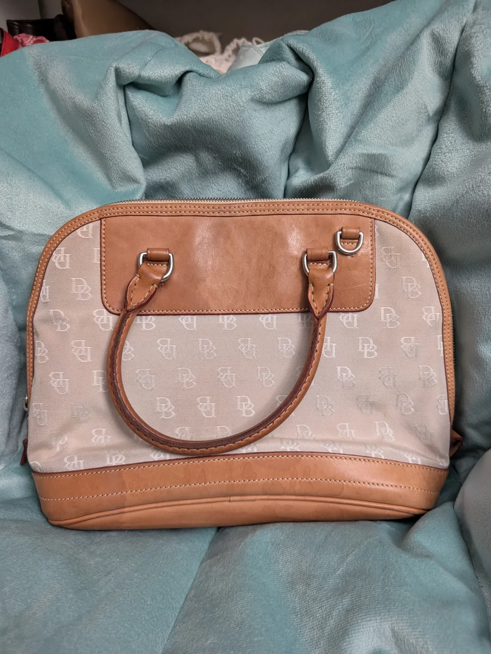Dooney & Bourke dooney bourke
